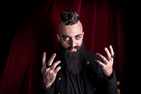 Appuntamento sabato 22 novembre, alle ore 21, con Tiziano Grigioni e il suo spettacolo “Problematico”, organizzato da Blink Circolo Magico Appuntamento sabato 22 novembre, alle ore 21, con Tiziano Grigioni e il suo spettacolo “Problematico”, organizzato da Blink Circolo Magico