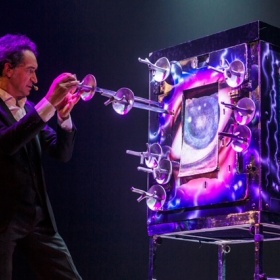 A Cuneo lo straordinario successo di “The Disillusionist™”, magico spettacolo di Erix Logan e Sara Maya